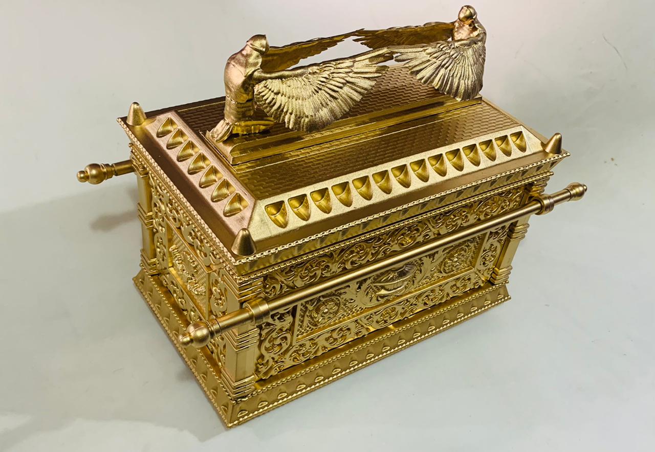 Arca da Aliança dourada ,Gigante Palacio dos evangelicos